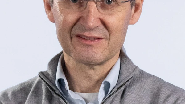 Portrait Prof. Gerhard Elsbacher